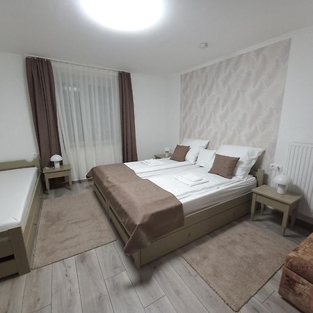 Ilona Apartman Gyula Εξωτερικό φωτογραφία
